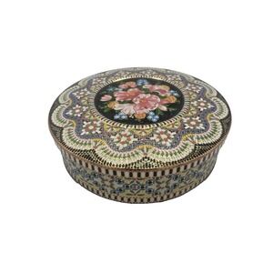 Vtg Daher Designed  Round Lidded Tin Made in England 8" Floral Bouquet Tile Look